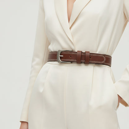 La Nathalie — Ceinture cuir surpiqué femme portée